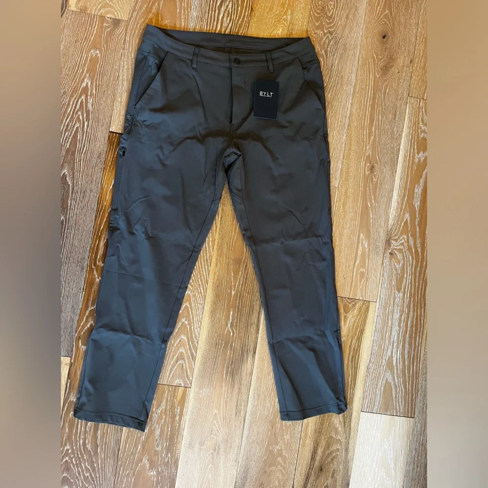 BYLT Basics Men's Charcoal Chinos NWT - Picture 5 of 14
